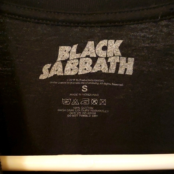Black Sabbath T-Shirt Small - Picture 3 of 5